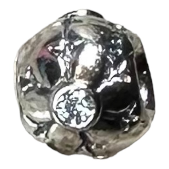 PANDORA Snowflake Charm 790367CZA - Picture 2 of 4